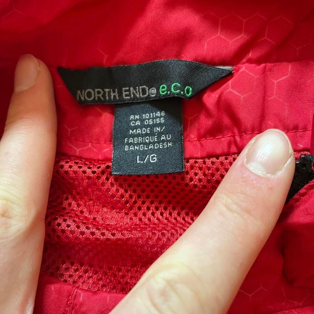 Unbranded Men's Red Jacket - Picture 3 of 7